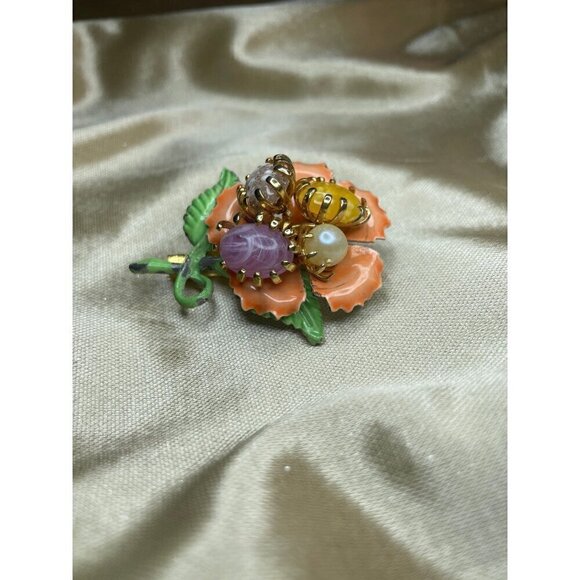 Orange Flower enamel brooch pin - Picture 4 of 6